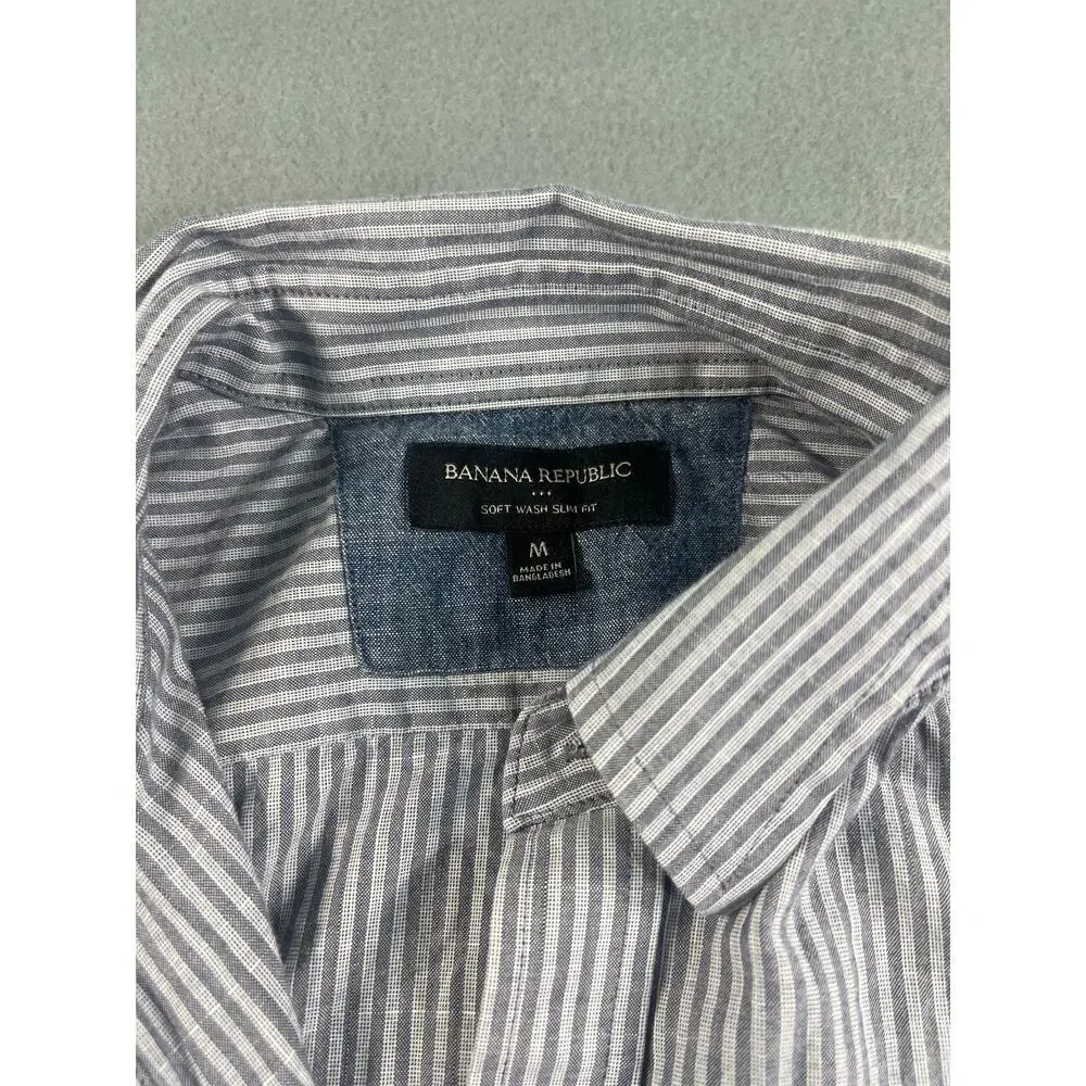 Banana Republic Dress Shirt Men's Classic Fit Striped SIZE Medium